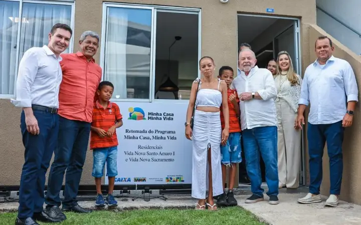 Lula na entrega de casas do Minha Casa Minha Vida